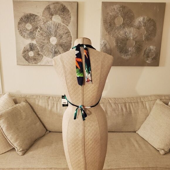 Ralph Lauren Watercolor Tropical Floral Bikini Top - Picture 5 of 10